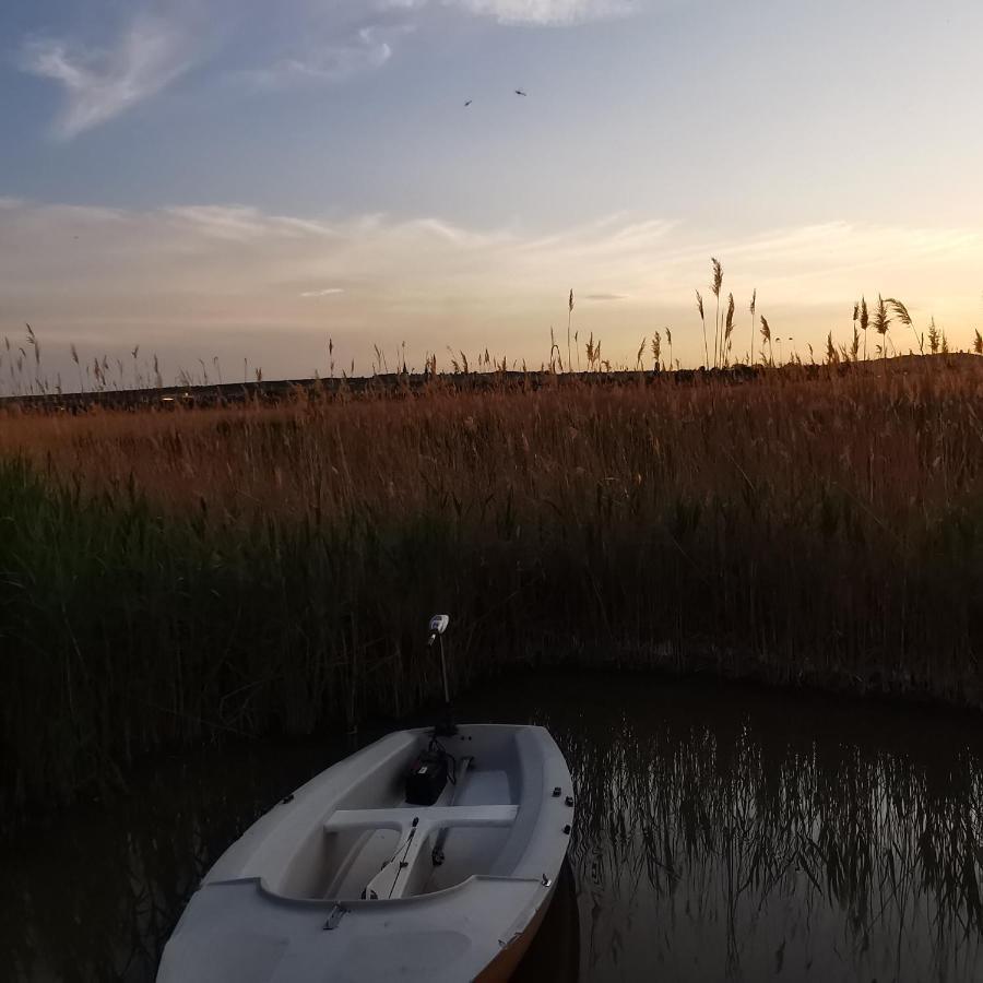 Pfahlbau Sunset II Toplage Inklusive Elektroboot Rust Dış mekan fotoğraf