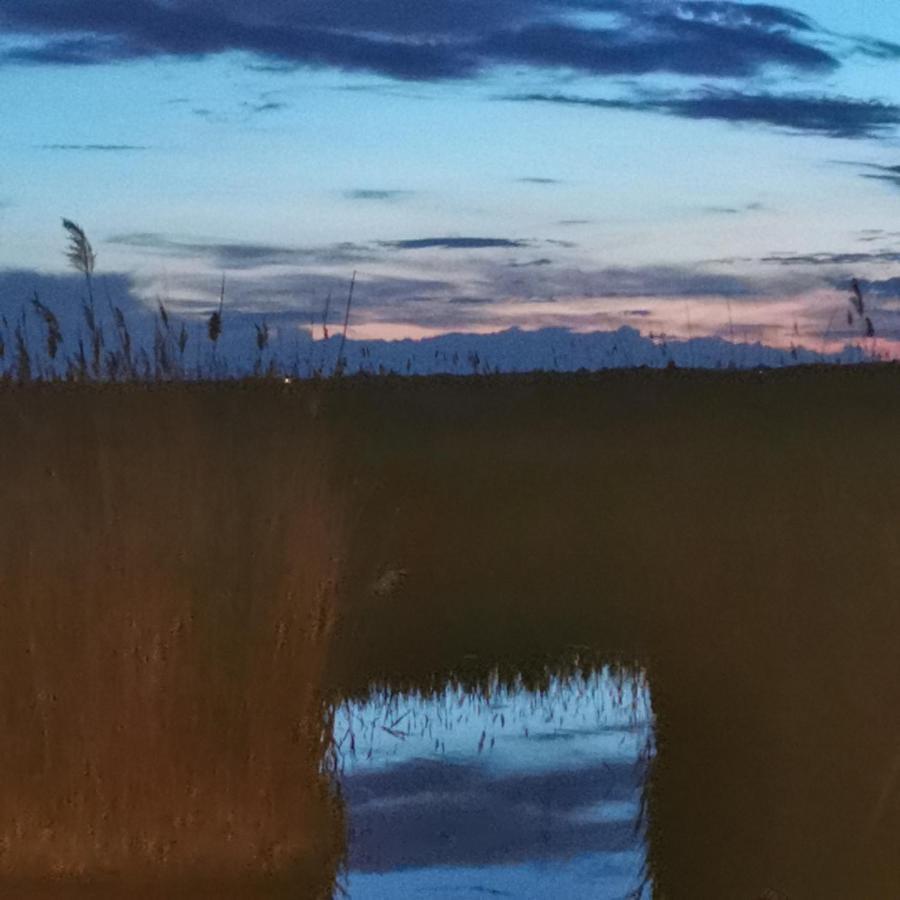Pfahlbau Sunset II Toplage Inklusive Elektroboot Rust Dış mekan fotoğraf