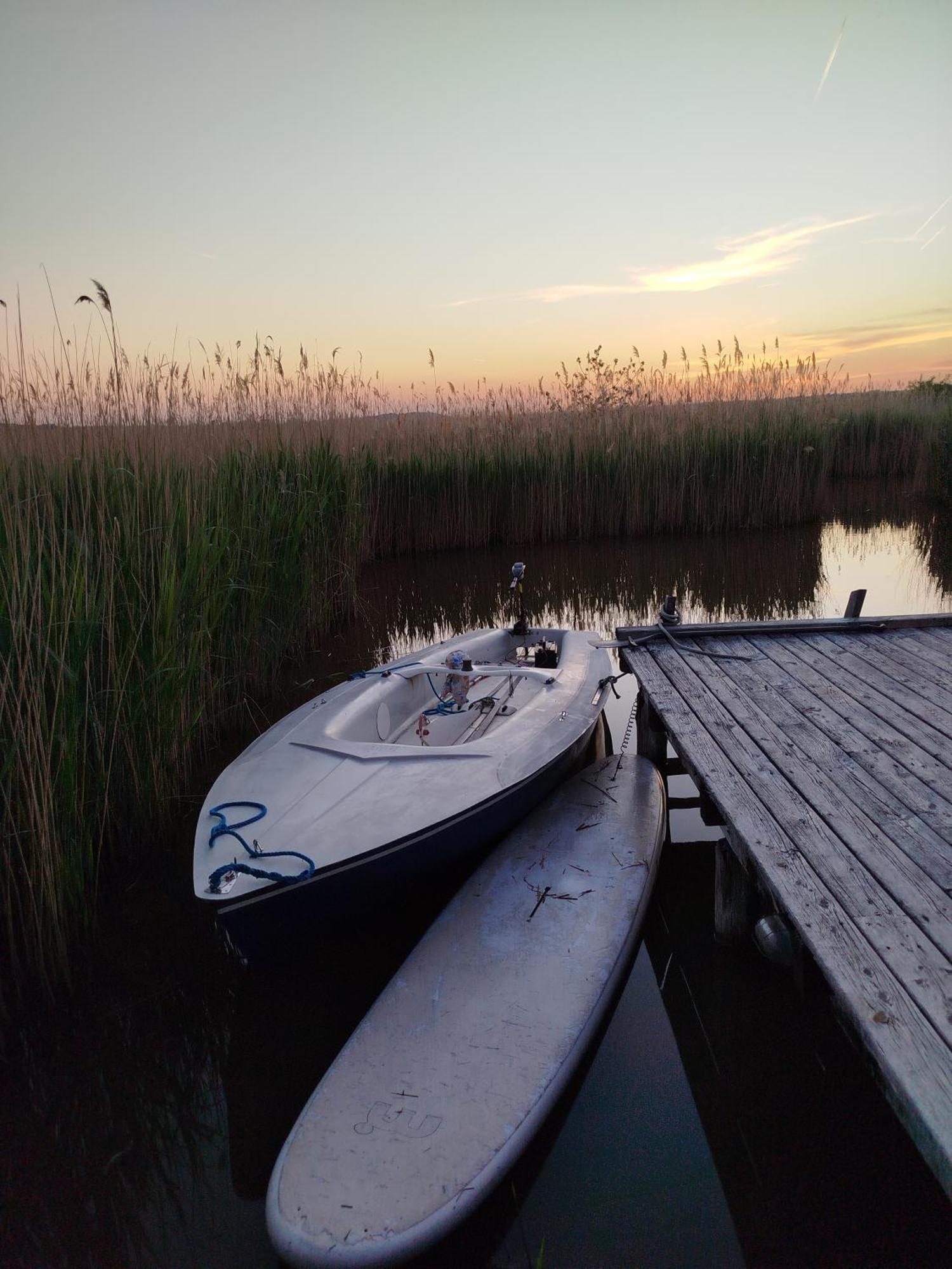 Pfahlbau Sunset II Toplage Inklusive Elektroboot Rust Dış mekan fotoğraf